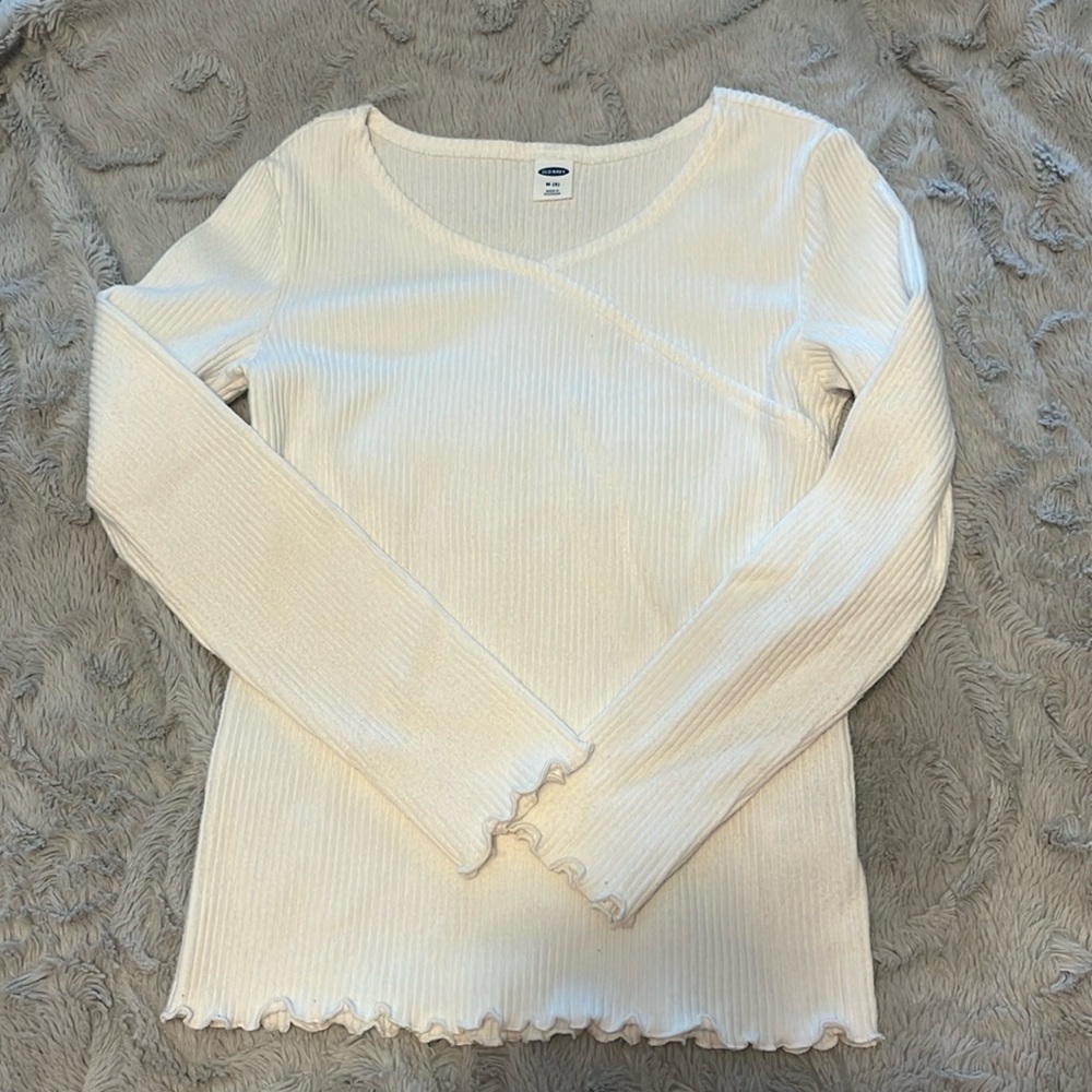 White long sleeve sweater